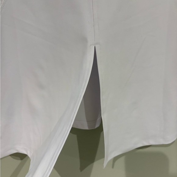 NWT Spyder White Women's Athletic Tee Small - Picture 4 of 10